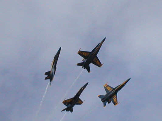Product picture Amazing Close-Up of the Blue Angels